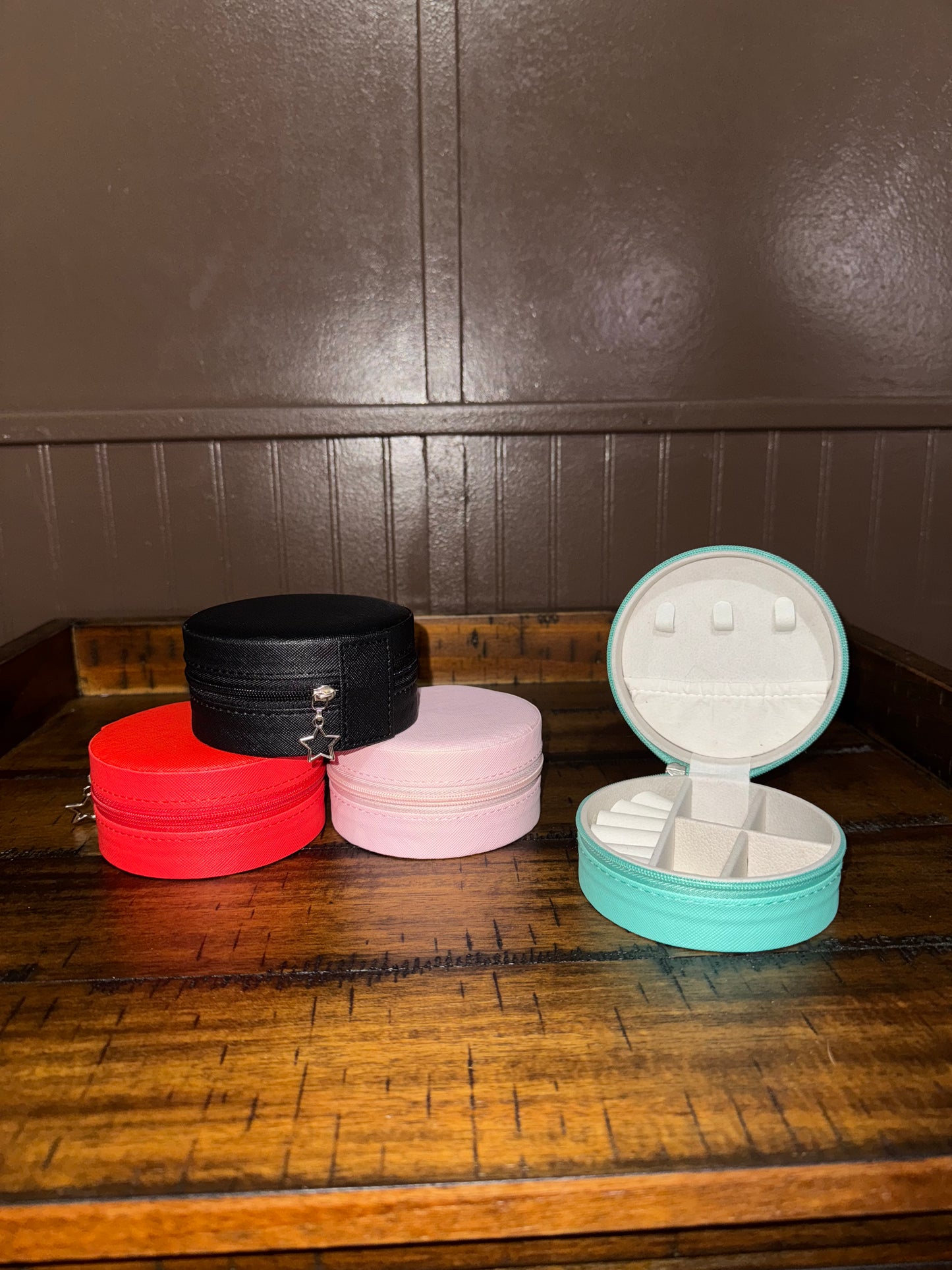 Round Jewelry Organizer